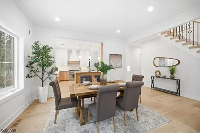 11 Hawthorne Dr, Livingston, NJ 07039 - Photo 7