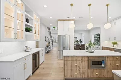 11 Hawthorne Dr, Livingston, NJ 07039 - Photo 13