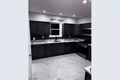 23 Holden St, Clifton, NJ 07011 - Photo 5