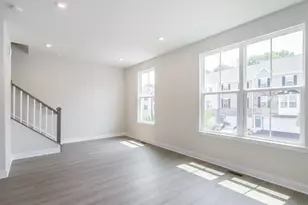 31 Force Dr, Mount Olive, NJ 07828 - Photo 9