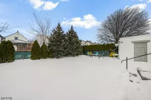 416 2nd St, Carlstadt, NJ 07072 - Photo 19