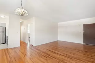 239 Crescent Ln, Cliffside Park, NJ 07010 - Photo 3