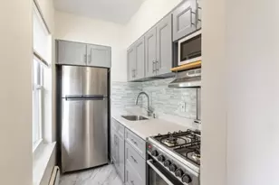 239 Crescent Ln, Cliffside Park, NJ 07010 - Photo 7