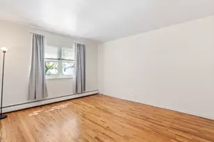 239 Crescent Ln, Cliffside Park, NJ 07010 - Photo 5