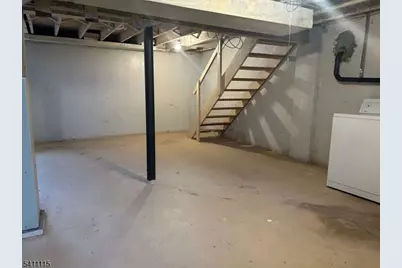 36 Kate Ln, Metuchen, NJ 08840 - Photo 9