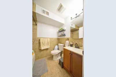 369 Bradford St, Orange, NJ 07050 - Photo 13