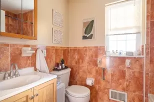 369 Bradford St, Orange, NJ 07050 - Photo 9