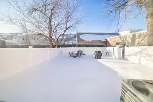 369 Bradford St, Orange, NJ 07050 - Photo 17