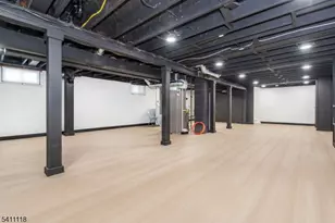 82 Michael Dr, Wayne, NJ 07470 - Photo 23