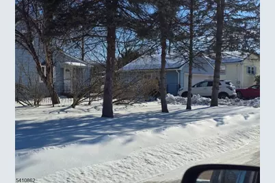 111 Central St, Manville, NJ 08835 - Photo 3