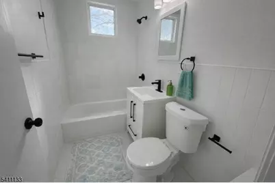 25 Elm St, West Orange Township, NJ 07052 - Photo 11