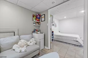 288 Sussex Rd, Wood Ridge, NJ 07075 - Photo 21