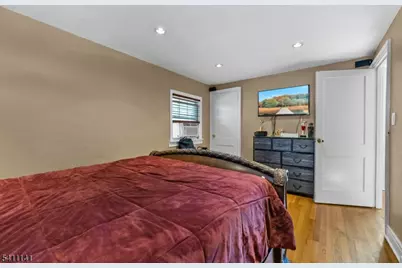 288 Sussex Rd, Wood Ridge, NJ 07075 - Photo 15