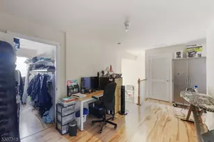 1427 Barnhardt Ln, Rahway, NJ 07065 - Photo 19