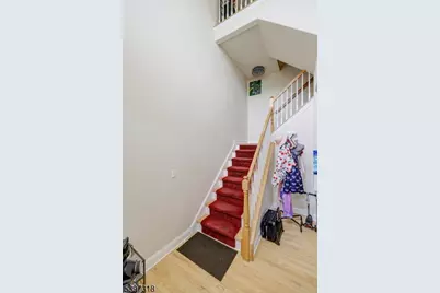 1427 Barnhardt Ln, Rahway, NJ 07065 - Photo 5