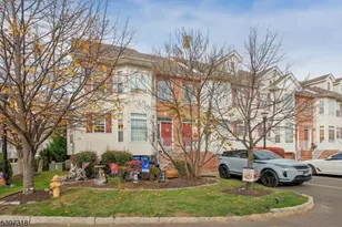 1427 Barnhardt Ln, Rahway, NJ 07065 - Photo 3