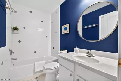 4 Generals Ln, Totowa, NJ 07512 - Photo 31