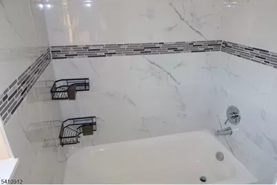 298 Ridgewood Ave, Newark, NJ 07112 - Photo 11