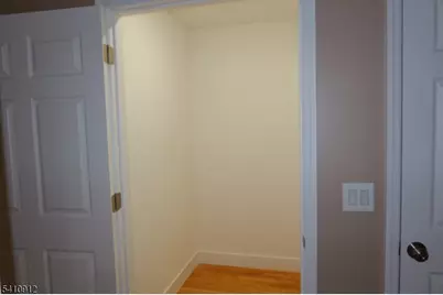 298 Ridgewood Ave, Newark, NJ 07112 - Photo 17