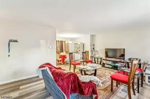 18 Gifford Ct, Maplewood, NJ 07040 - Photo 13