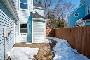 6 Twain Ct, Freehold Township, NJ 07728 - Photo 3