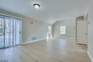 6 Twain Ct, Freehold Township, NJ 07728 - Photo 7