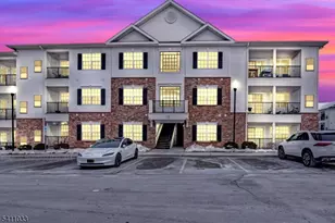 715 Stiller Ln, Monroe Township, NJ 08831 - Photo 3