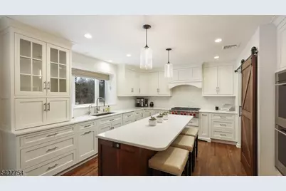 7 Manor Dr, Warren Township, NJ 07059 - Photo 13