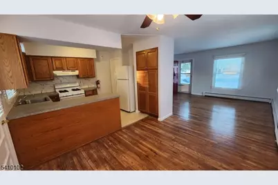 208 Chestnut St #A, Boonton Town, NJ 07005 - Photo 5