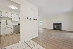 195 Alexandria Way Ondo, Bernards Township, NJ 07920 - Photo 3