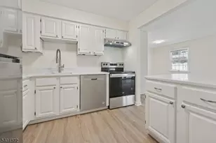 195 Alexandria Way Ondo, Bernards Township, NJ 07920 - Photo 7