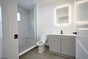 728 Seaport Dr., Elizabeth, NJ 07201 - Photo 27