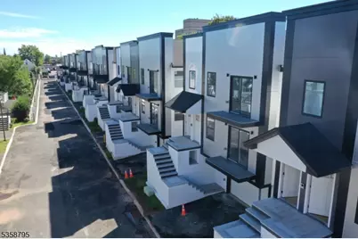 728 Seaport Dr, Elizabeth, NJ 07201 - Photo 37