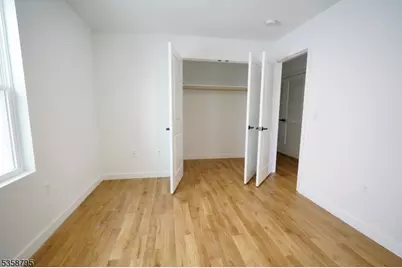 728 Seaport Dr, Elizabeth, NJ 07201 - Photo 11