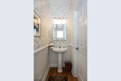 112 Wallace Ct, Green Brook Township, NJ 08812 - Photo 19