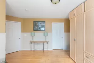 112 Wallace Ct, Green Brook Township, NJ 08812 - Photo 15