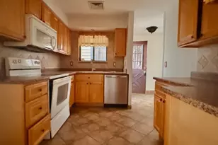 93 Overlook Dr, Union Township, NJ 08809 - Photo 9