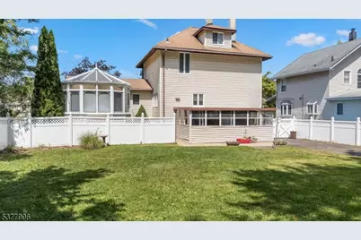 401 Brookside Pl, Garwood, NJ 07027 - Photo 25