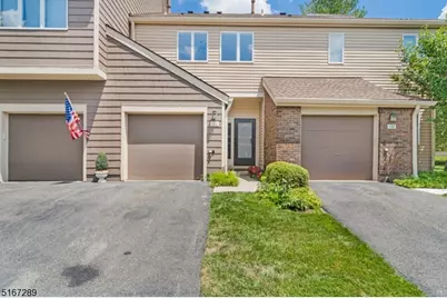 134 Kingston Ct, Madison, NJ 07940 - Photo 3