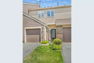 134 Kingston Ct, Madison, NJ 07940 - Photo 5