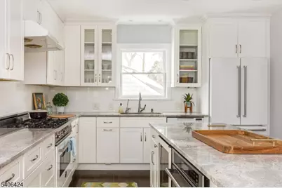 17 Glen Ridge Pkwy, Bloomfield, NJ 07003 - Photo 19