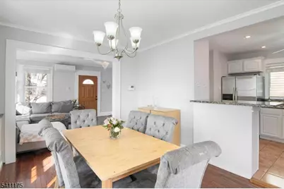 58 Essex Ave, Maplewood, NJ 07040 - Photo 9