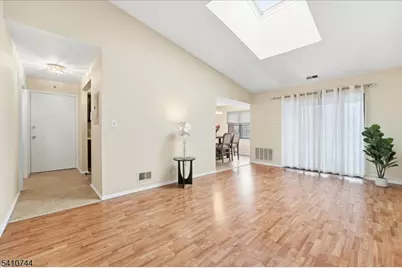 297 Alpine Way #C, Woodbridge Township, NJ 07095 - Photo 1