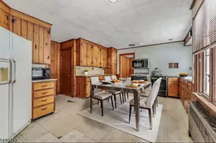 615 County Route 579, Union Township, NJ 08867 - Photo 3