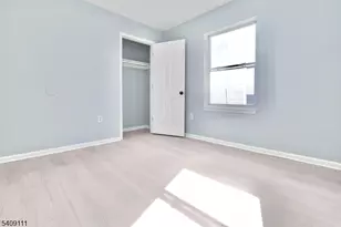 740 S 12th St, Newark, NJ 07103 - Photo 9