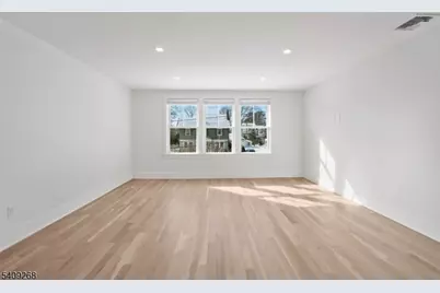 96 Watchung Ave, Montclair, NJ 07043 - Photo 7