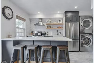 40 Wedgewood Drive #115, Verona, NJ 07044 - Photo 1