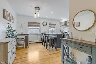 40 Wedgewood Dr, Verona, NJ 07044 - Photo 7