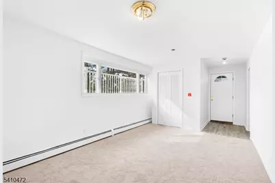 2 Beemer Rd, Wantage, NJ 07461 - Photo 9