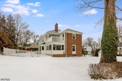 2 Hemlock Ct, Maplewood, NJ 07040 - Photo 41